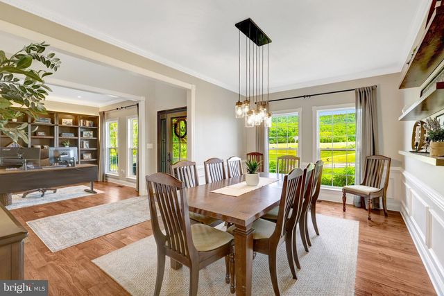 15002 MOUNTAIN RD, Hillsboro, VA 20132