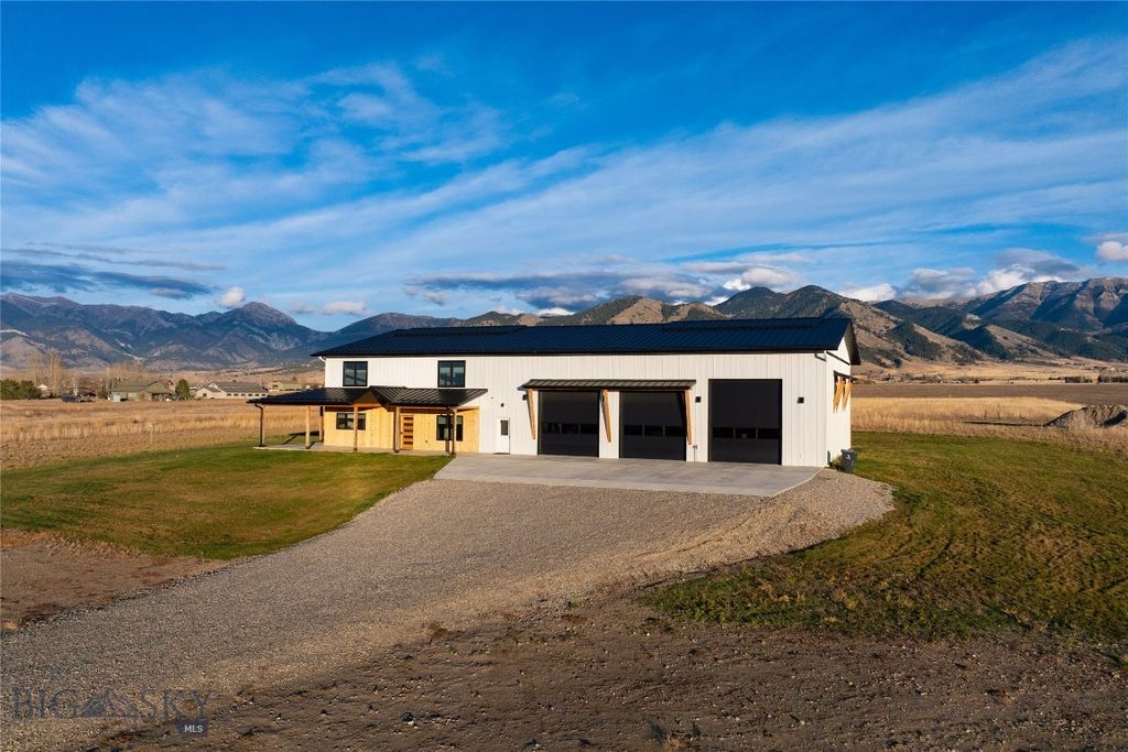 6111 Springhill Road, Belgrade, MT 59714 photo 2
