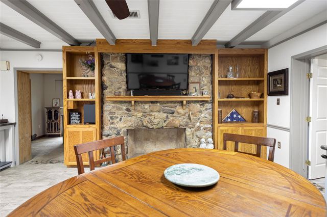 879 Interstate 45 S, Huntsville, TX 77340