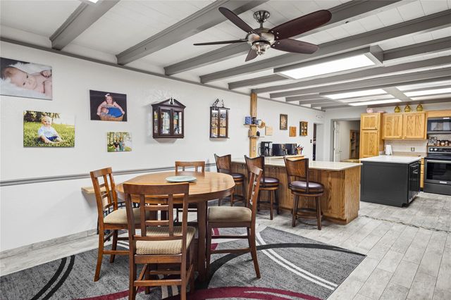 879 Interstate 45 S, Huntsville, TX 77340