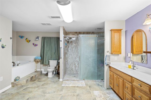 879 Interstate 45 S, Huntsville, TX 77340