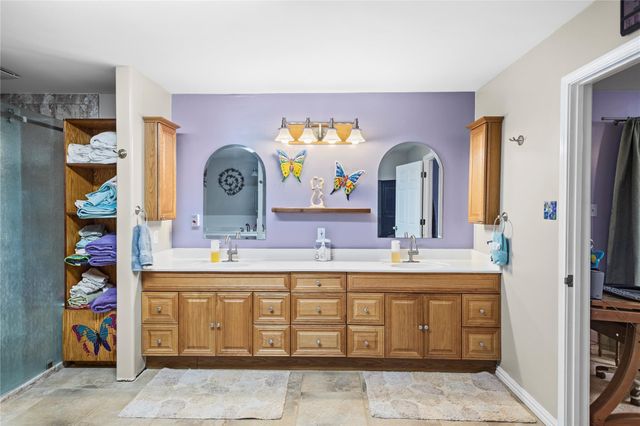 879 Interstate 45 S, Huntsville, TX 77340