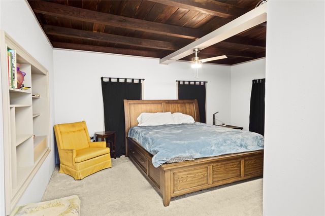 879 Interstate 45 S, Huntsville, TX 77340