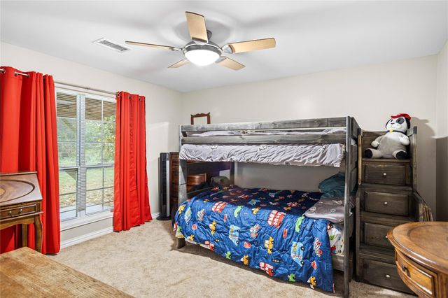 879 Interstate 45 S, Huntsville, TX 77340