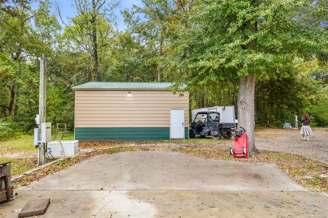 879 Interstate 45 S, Huntsville, TX 77340