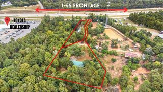 879 Interstate 45 S, Huntsville, TX 77340