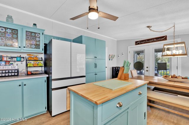 254 NE 69th Street, Oak Island, NC 28465