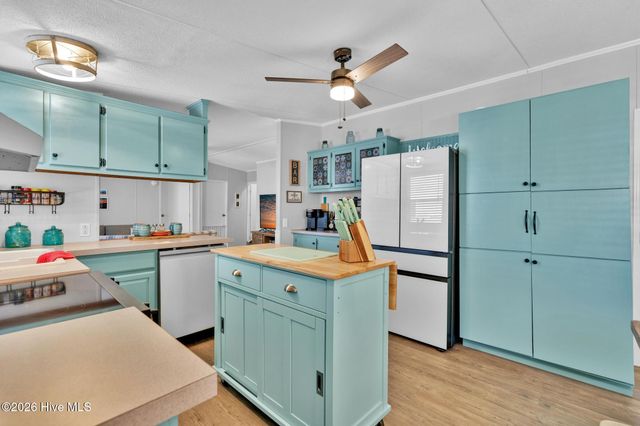 254 NE 69th Street, Oak Island, NC 28465