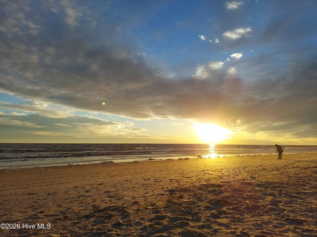 254 NE 69th Street, Oak Island, NC 28465