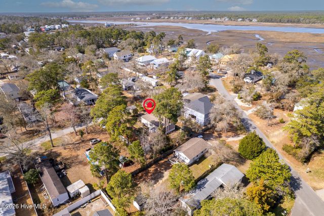 254 NE 69th Street, Oak Island, NC 28465