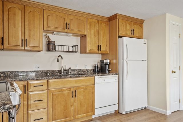 25 Merritt Ave, Brockton, MA 02302