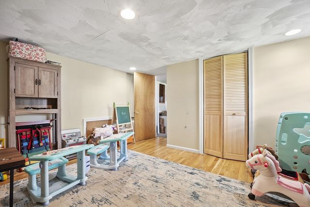 25 Merritt Ave, Brockton, MA 02302