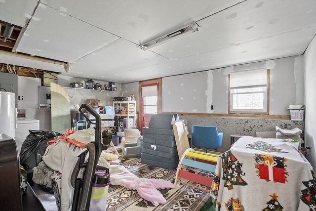 25 Merritt Ave, Brockton, MA 02302