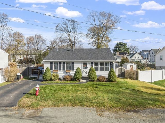 25 Merritt Ave, Brockton, MA 02302