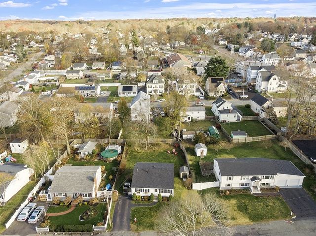 25 Merritt Ave, Brockton, MA 02302