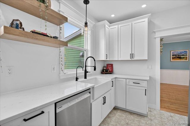 144 Franklin Street, Rose Township, MI 48442