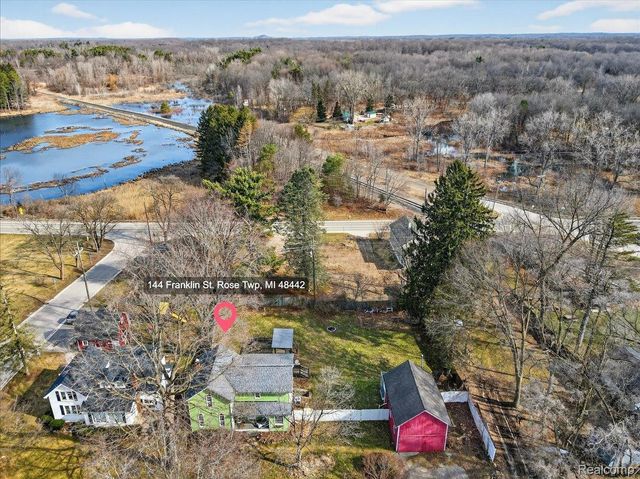 144 Franklin Street, Rose Township, MI 48442