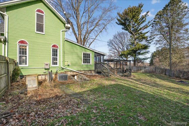 144 Franklin Street, Rose Township, MI 48442