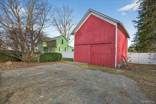 144 Franklin Street, Rose Township, MI 48442