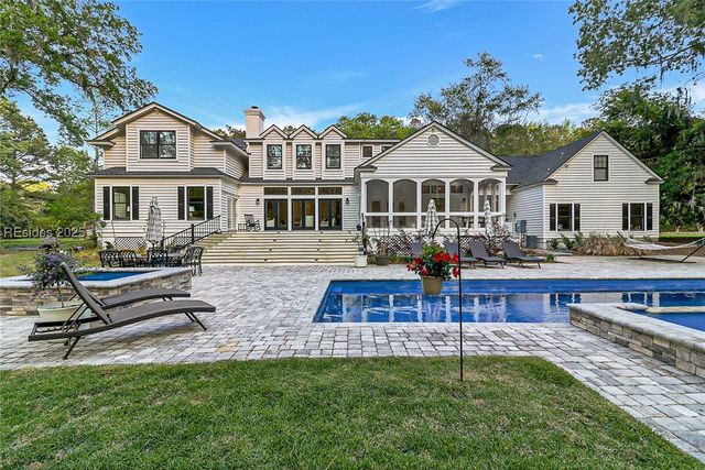 8 Cottingham Rd, Bluffton, SC 29910