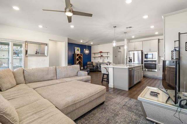 10349 Charles Morris Way, Elk Grove, CA 95757