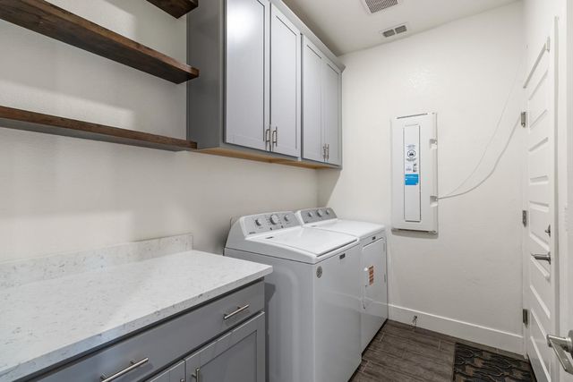 10349 Charles Morris Way, Elk Grove, CA 95757