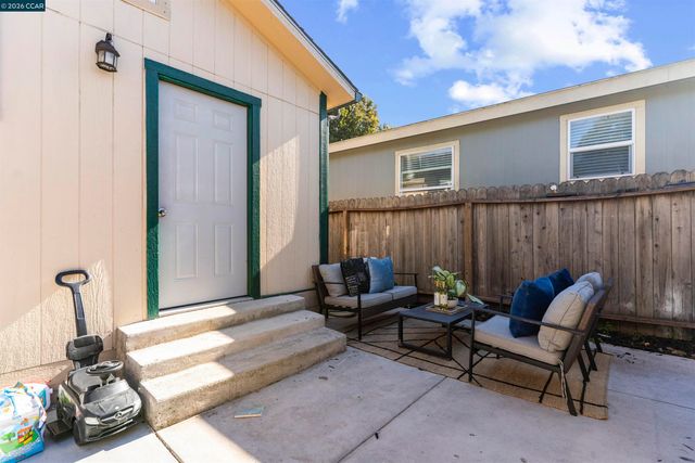 1319 Kelsey St, Richmond, CA 94801