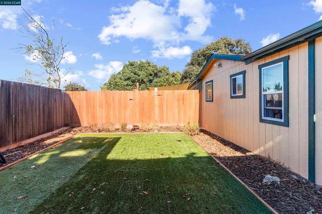 1319 Kelsey St, Richmond, CA 94801
