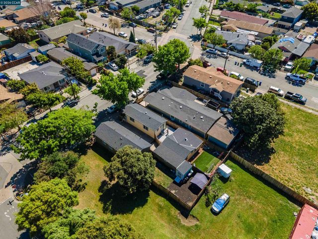 1319 Kelsey St, Richmond, CA 94801