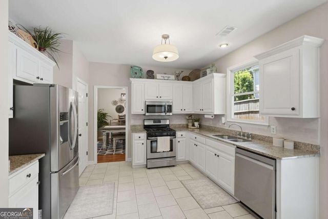 940 River Cove Drive, Dacula, GA 30019