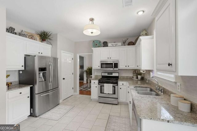 940 River Cove Drive, Dacula, GA 30019