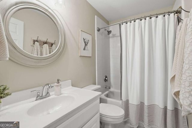 940 River Cove Drive, Dacula, GA 30019