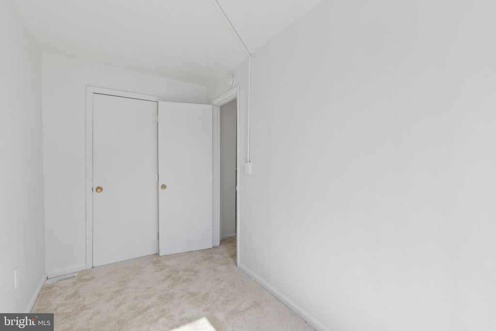 2259 W BALTIMORE ST W, Baltimore, MD 21223