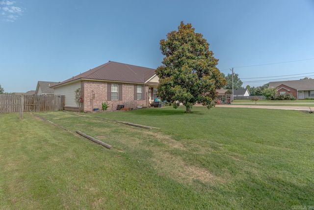 119 Charlene St, Bono, AR 72416