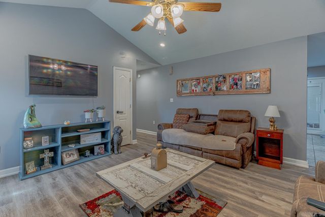119 Charlene St, Bono, AR 72416