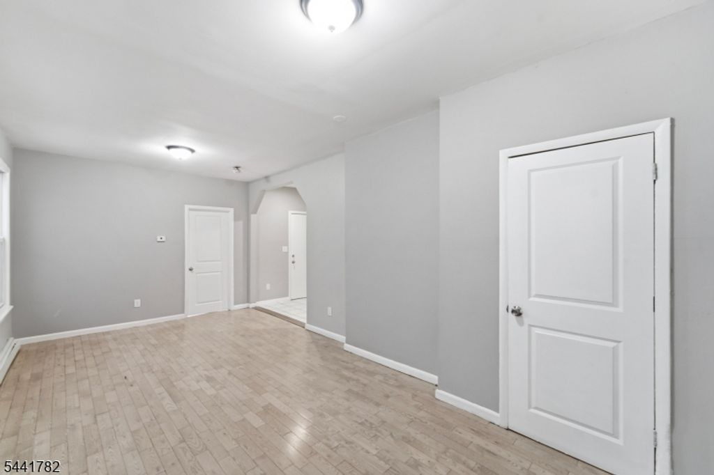 318 Grove St, Newark City, NJ 07103 — photo 3