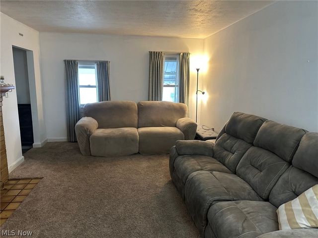 1201 Lakeview Drive, Parkersburg, WV 26104
