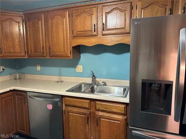 1201 Lakeview Drive, Parkersburg, WV 26104