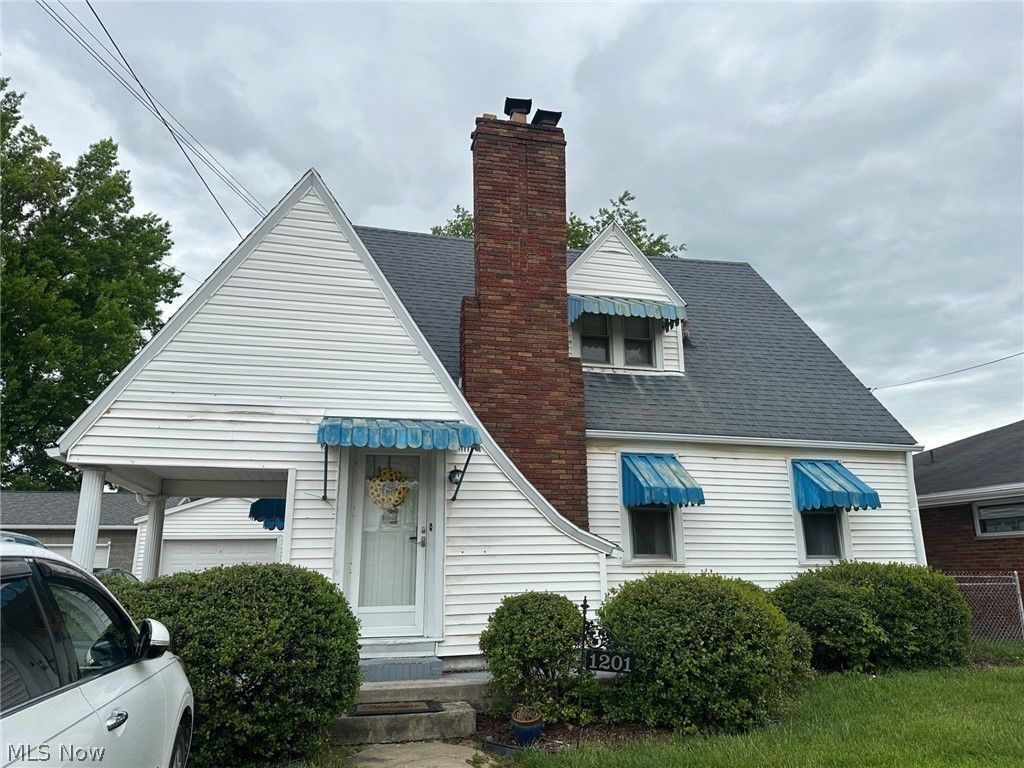 1201 Lakeview Drive, Parkersburg, WV 26104