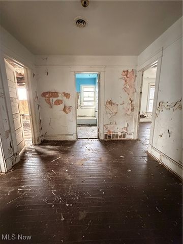 7515 Superior Avenue, Cleveland, OH 44103