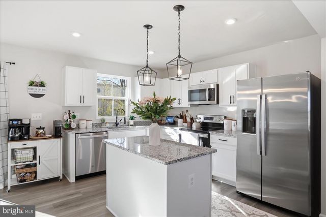 139 KENSINGTON CIR, Middletown, VA 22645