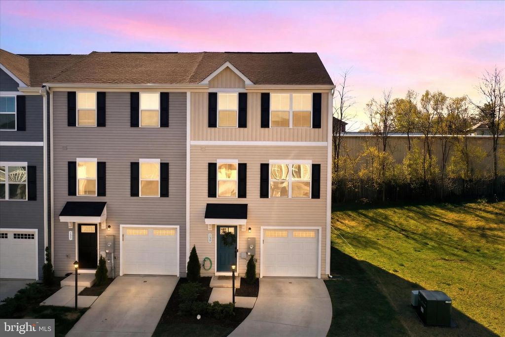 139 KENSINGTON CIR, Middletown, VA 22645