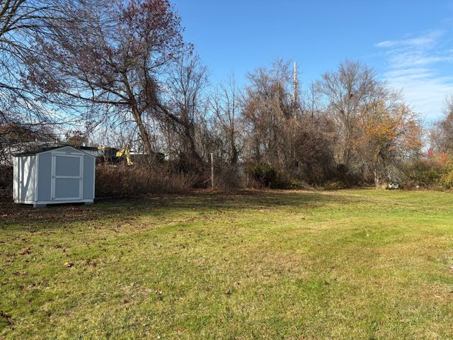 152 Blacks Road 1st floor, Cheshire, CT 06410