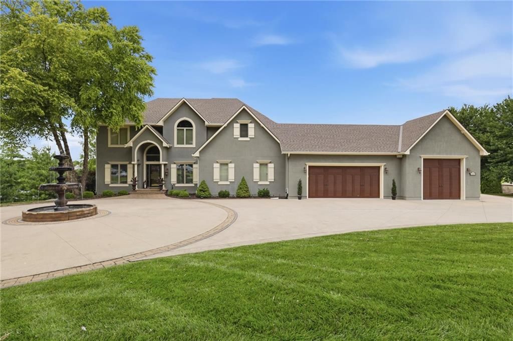 12808 Hollingsworth Road, Kansas City, KS 66109