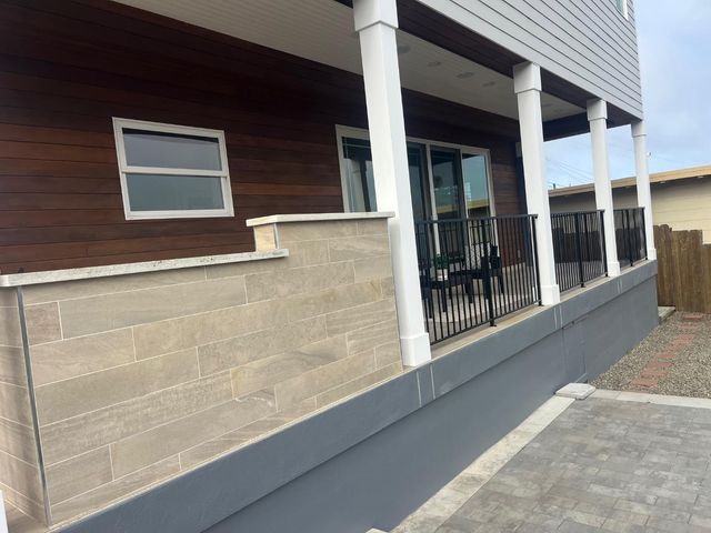 487 Manor Drive, Pacifica, CA 94044