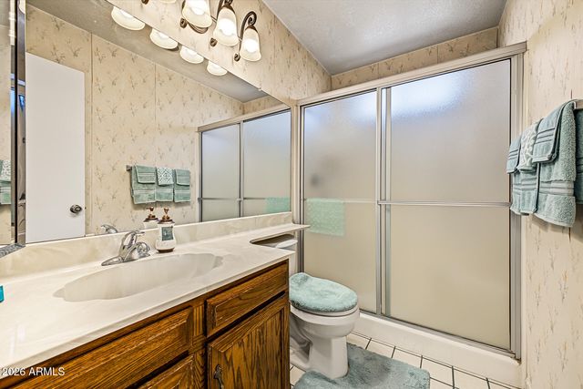4633 W LAWRENCE Lane, Glendale, AZ 85302