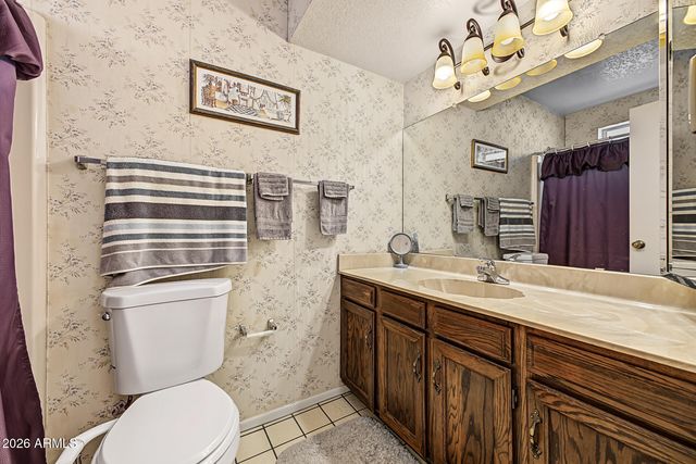 4633 W LAWRENCE Lane, Glendale, AZ 85302