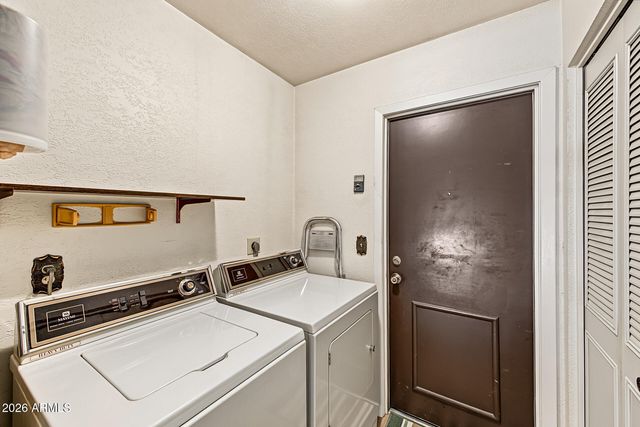 4633 W LAWRENCE Lane, Glendale, AZ 85302
