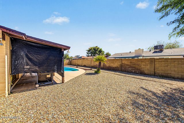 4633 W LAWRENCE Lane, Glendale, AZ 85302