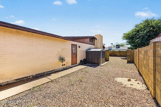 4633 W LAWRENCE Lane, Glendale, AZ 85302